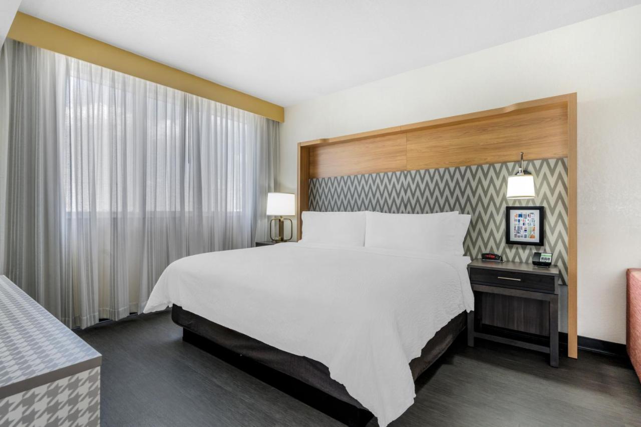Holiday Inn Orlando International Dr-Icon By Ihg Williamsburg Εξωτερικό φωτογραφία